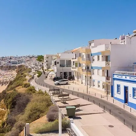 Refurbished Beachfront House, Pool, Ac, Wifi, Albufeira, Sea View Σπίτι διακοπών Αλμπουφέιρα