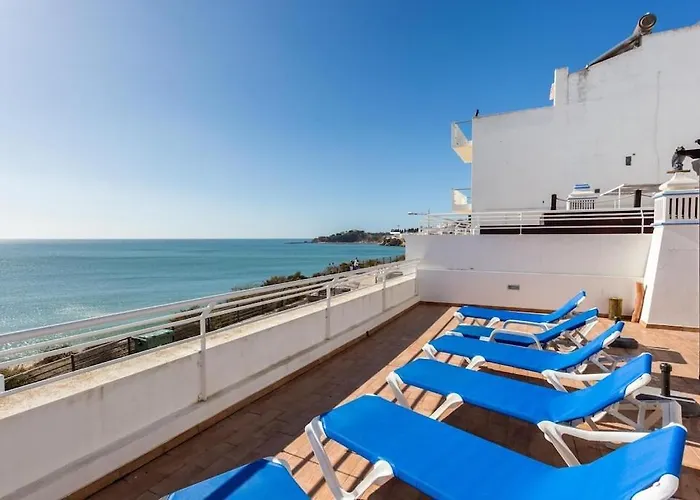 度假居 Refurbished Beachfront House, Pool, Ac, Wifi, Albufeira, Sea View *