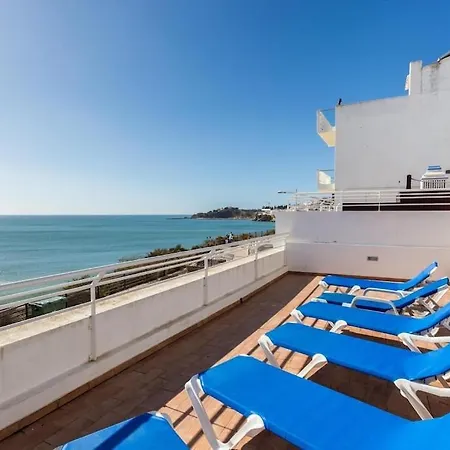 Semesterbostad Refurbished Beachfront House, Pool, Ac, Wifi, Albufeira, Sea View *