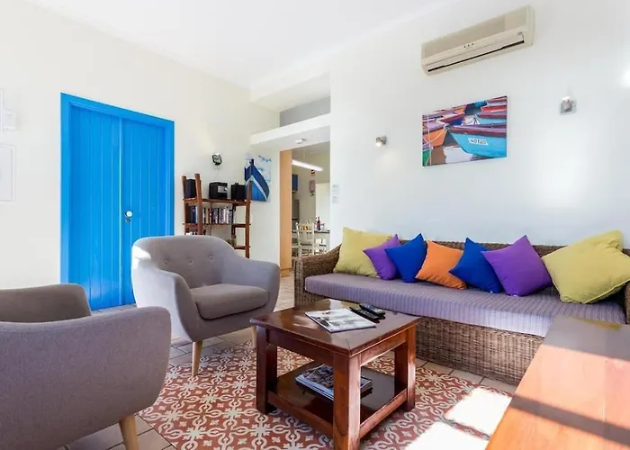 Refurbished Beachfront House, Pool, Ac, Wifi, Albufeira, Sea View Ferienhaus