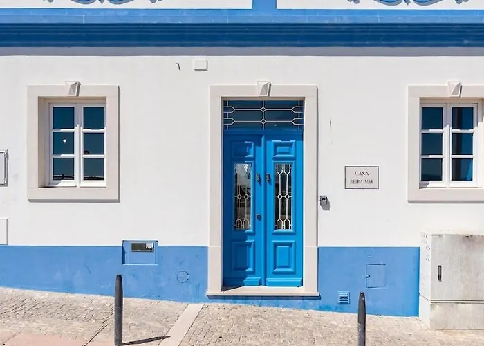 Refurbished Beachfront House, Pool, Ac, Wifi, Albufeira, Sea View Semesterbostad Albufeira