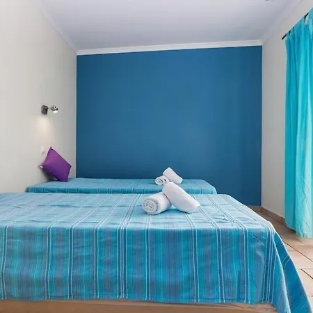 Refurbished Beachfront House, Pool, Ac, Wifi, Albufeira, Sea View * 알부페이라